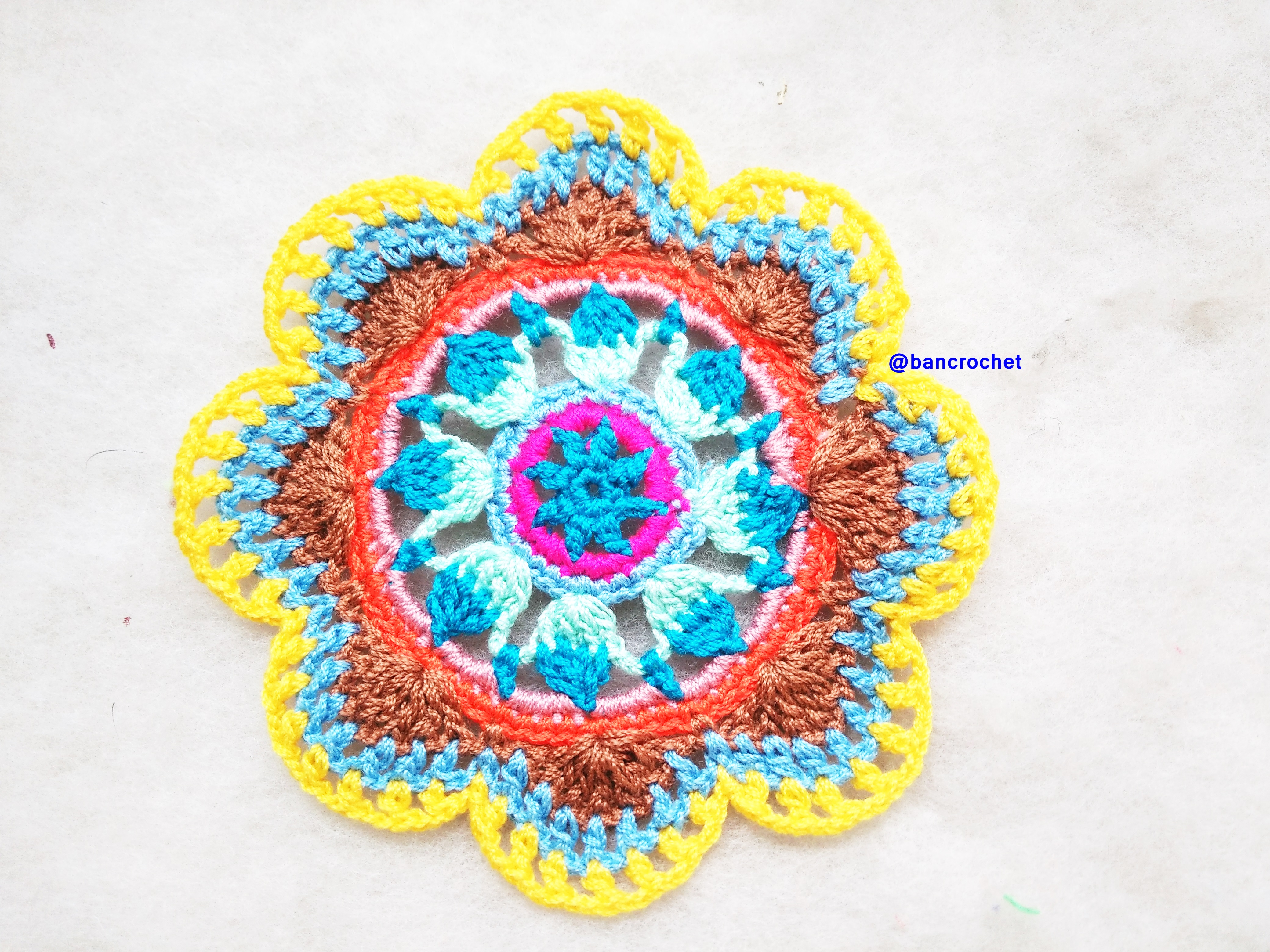 Bancrochet ที่รองแก้วถักโครเชต์ crochet coasters หลากสี 4 นิ้ว