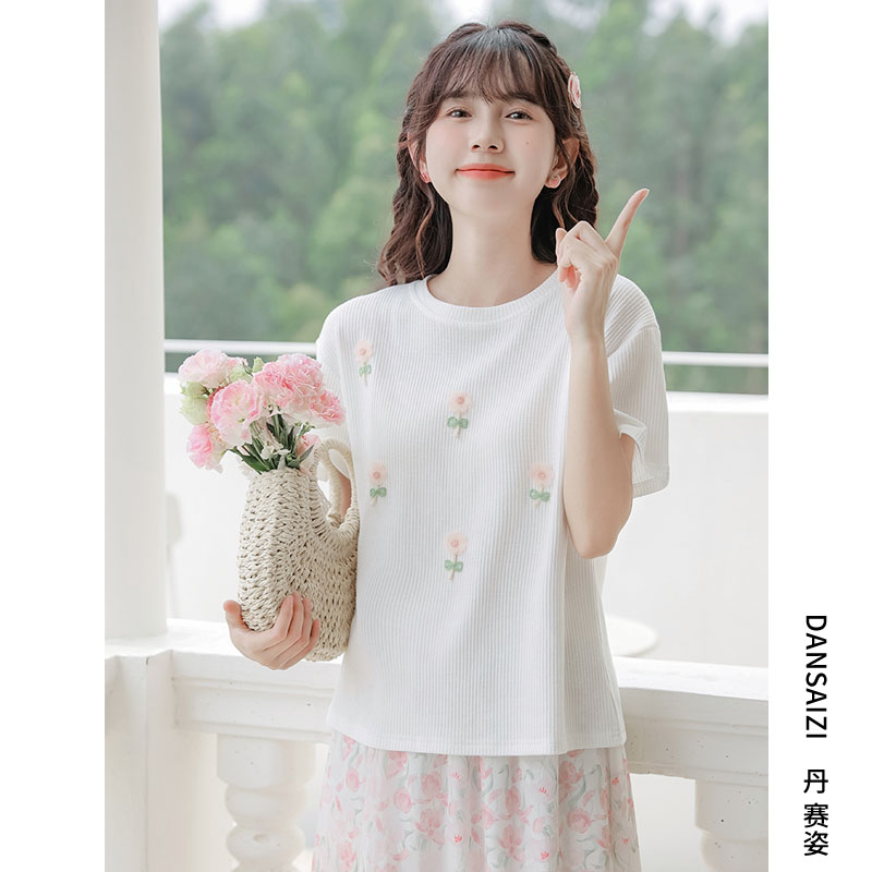 เสื้อผ้าวัยรุ่นเกาหลี เสื้อยืดวัยรุ่นผู้หญิง มีขนาด S M L XL