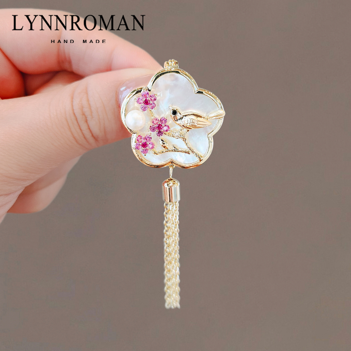 เข็มกลัด เข็มกลัดสวยๆ เข็มกลัดติดเสื้อ Brooch