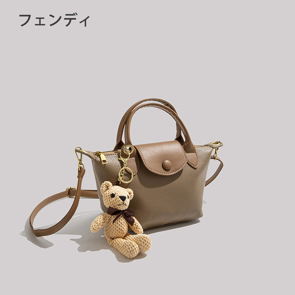 กระเป๋าสะพายข้างผู้หญิง กระเป๋าสะพายสไตล์เกาหลี By Japanese フェンディ authentic bag