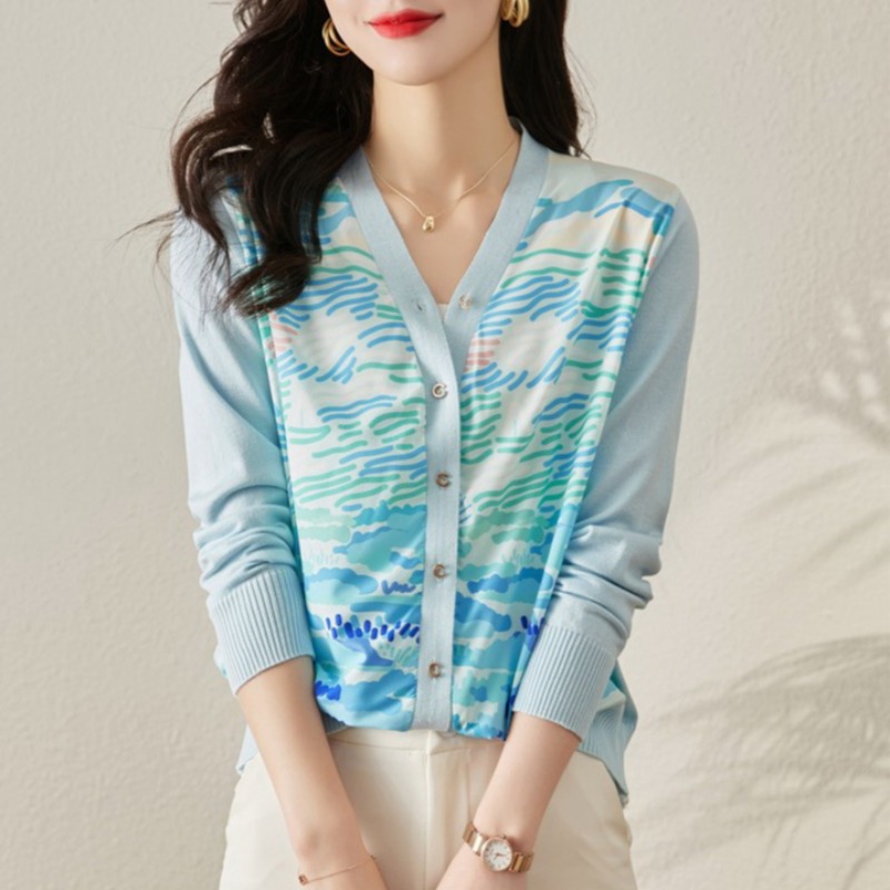เสื้อเชิ้ตผู้หญิงแขนยาว เสื้อเชิ้ตผู้หญิงใส่ทํางาน 390 บาทต่อชิ้น ฟรีค่าจัดส่ง