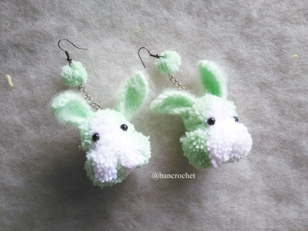 ต่างหูถักกระต่ายปอมปอม earrings pompoms หลากสี