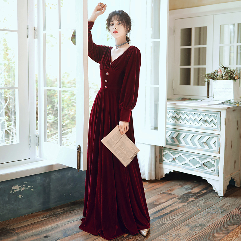 ชุดราตรี ชุดราตรีสวยหรู แบบ ทันสมัย Evening dress