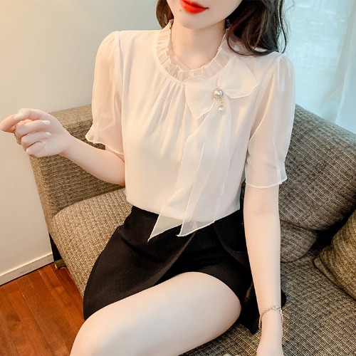 เสื้อเชิ้ตแขนยาววัยรุ่น ลายสวยๆ แบรนด์ YIL AN