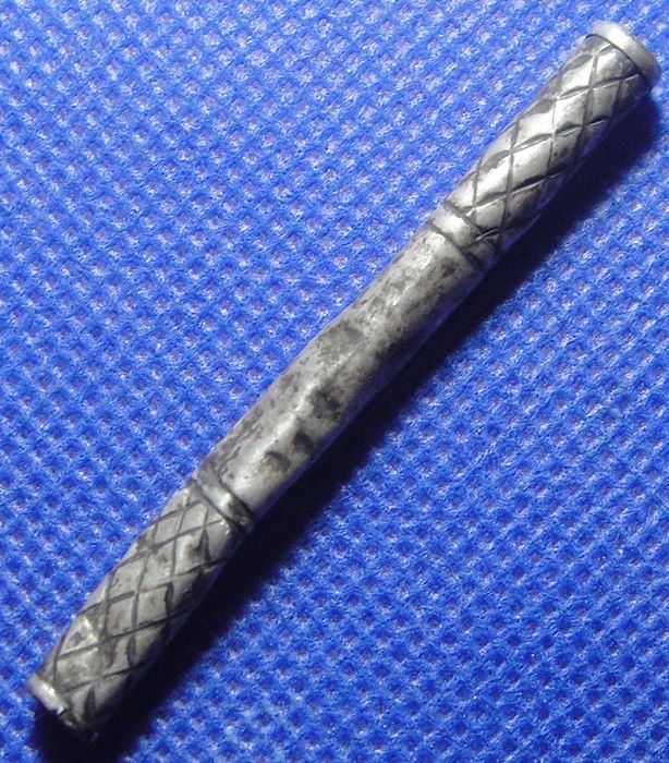 ตะกรุดอาจารย์เฮง ไพรวัลย์