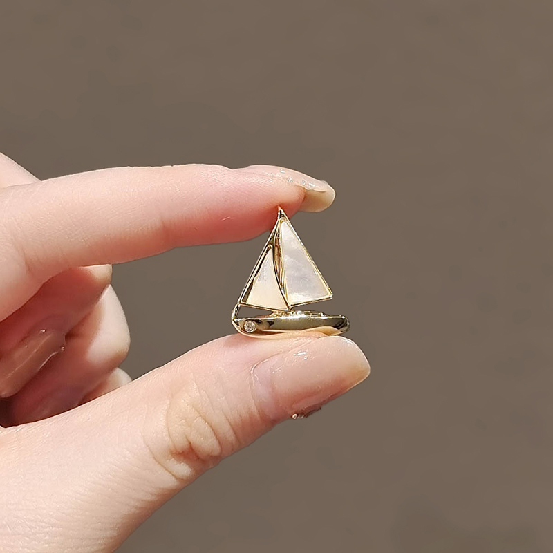 เข็มกลัด เข็มกลัดสวยๆ เข็มกลัดติดเสื้อ Brooch