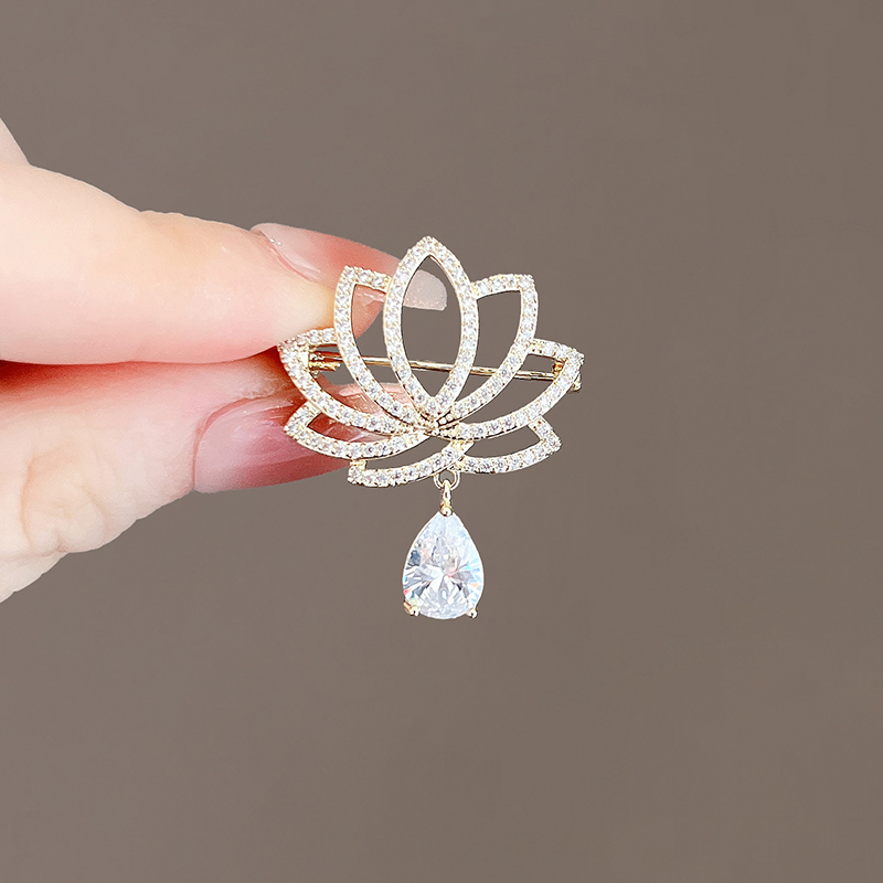 เข็มกลัด เข็มกลัดสวยๆ เข็มกลัดติดเสื้อ Brooch