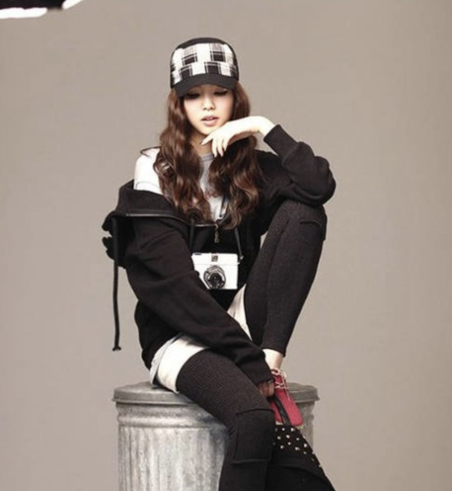 เสื้อกันหนาว ฮู้ดดี้ มีปีก เกาหลีสุดๆ น่ารัก เลือกสีที่พร้อมส่งด้านในเลยค่ะ