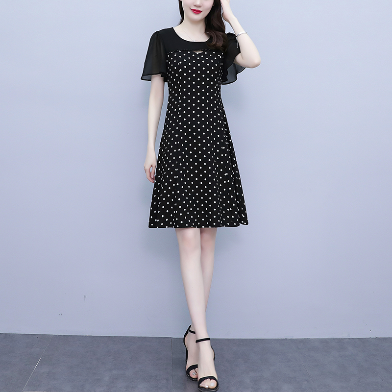 เดรสคนอ้วน เดรสสาวอวบ ชุดเดรสคนอ้วนวัยรุ่นแขนสั้น BY PLUS SIZE Girl