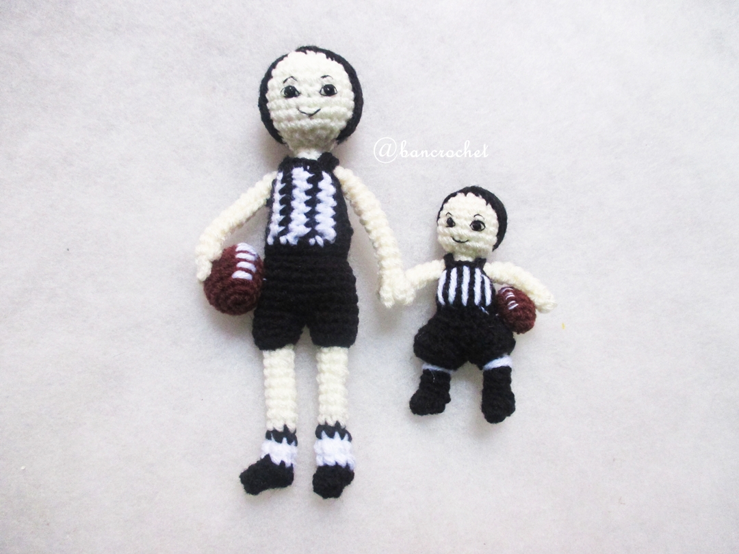 ตุ๊กตานักกีฬารักบี้ถัก ขนาด 5 นิ้ว footy/rugby amigurumi crochet 5 inches