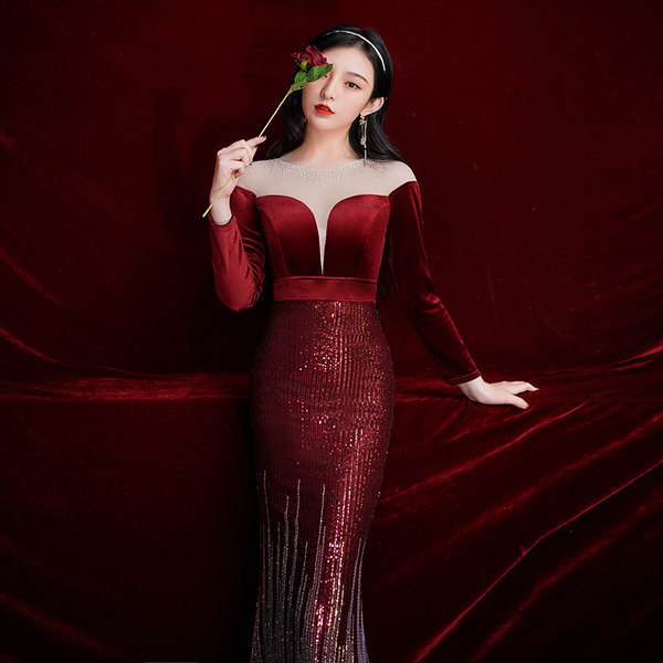ชุดราตรี ชุดราตรีสวยหรู แบบ ทันสมัย Evening dress