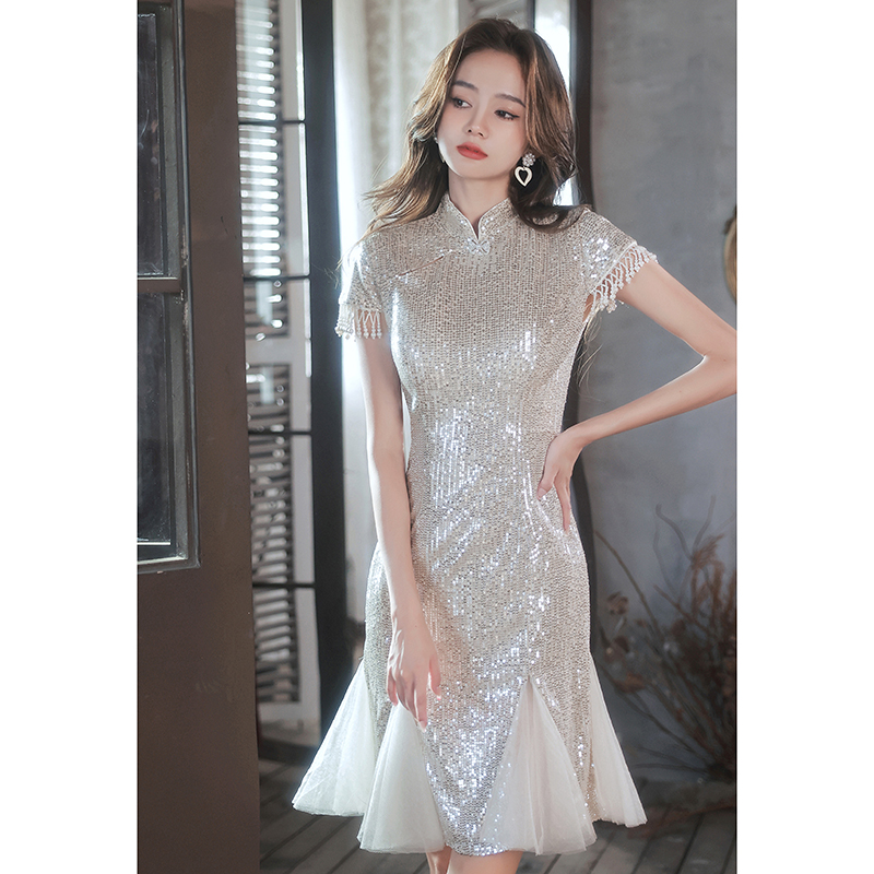 ชุดราตรี ชุดราตรีสวยหรู แบบ ทันสมัย Evening dress