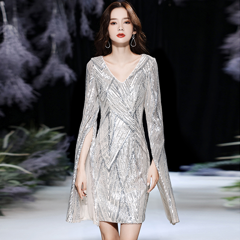ชุดราตรี ชุดราตรีสวยหรู แบบ ทันสมัย Evening dress
