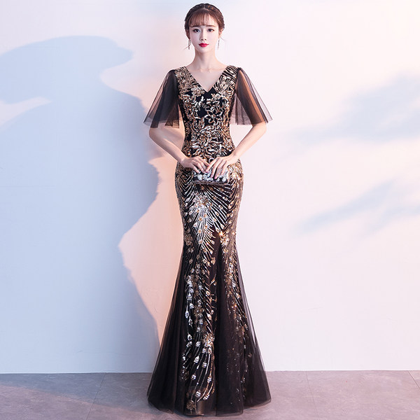 ชุดราตรี ชุดออกงาน ดีไซน์หรู แบรนด์ Angel