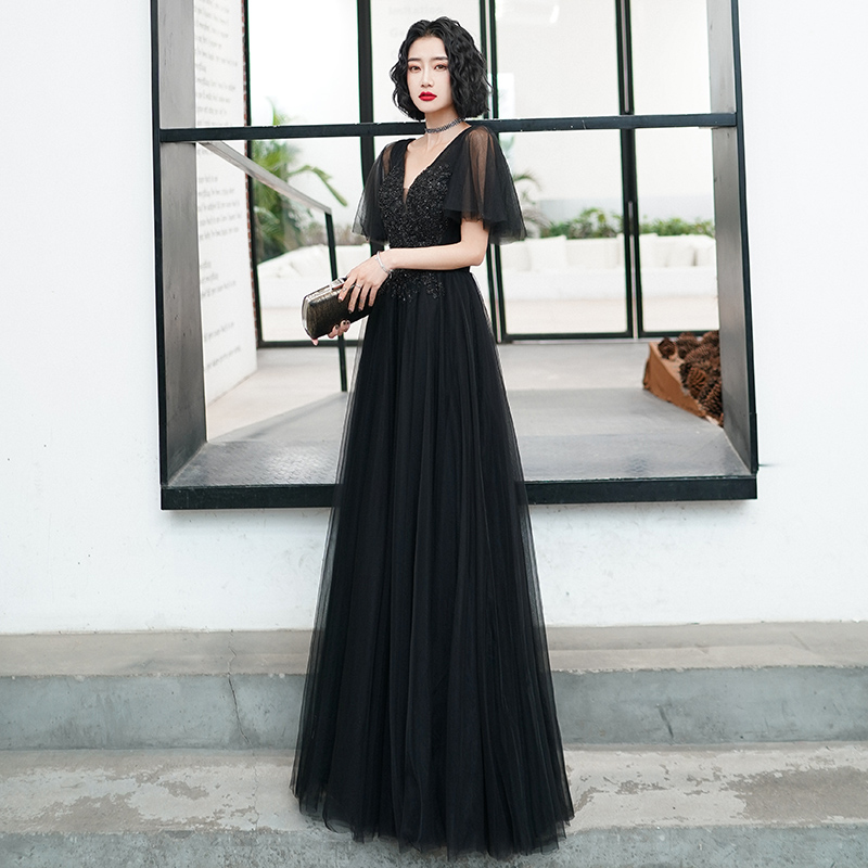 ชุดราตรี ชุดราตรีสวยหรู แบบ ทันสมัย Evening dress