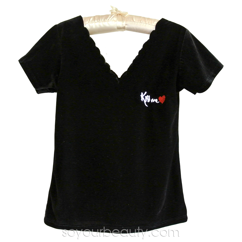 เสื้อยืดกำมะหยี่ คอวี