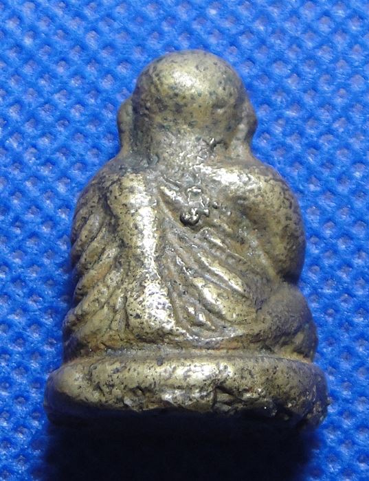 หลวงพ่อเงิน กรุวัดใหม่คำวัน