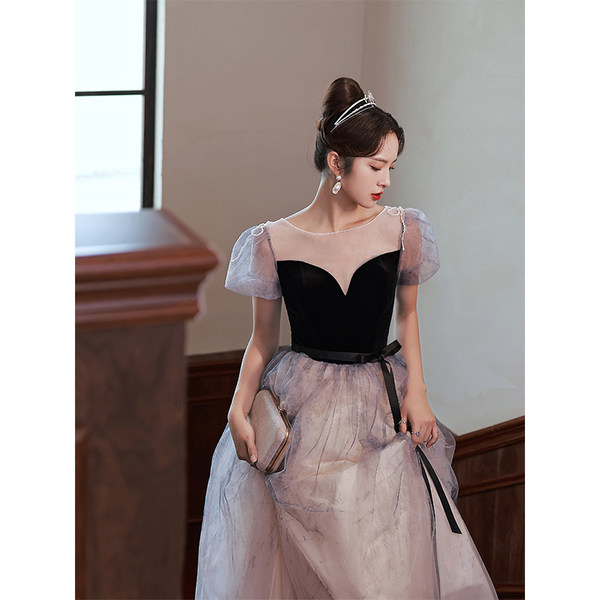 ชุดราตรี ชุดราตรีสวยหรู แบบ ทันสมัย Evening dress
