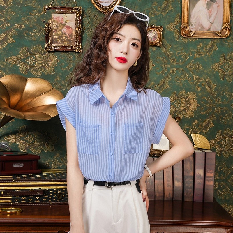 เสื้อเชิ้ตผู้หญิงใส่ทํางาน 390 บาทต่อชิ้น ฟรีค่าจัดส่ง