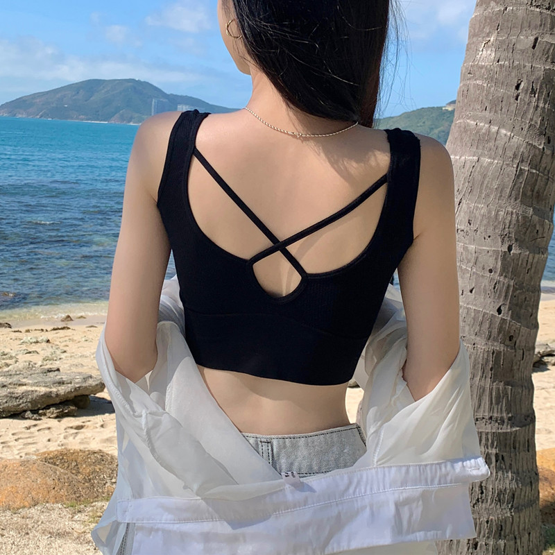บรา ยกทรง เสื้อชั้นในสตรี ฟรีค่าส่ง
