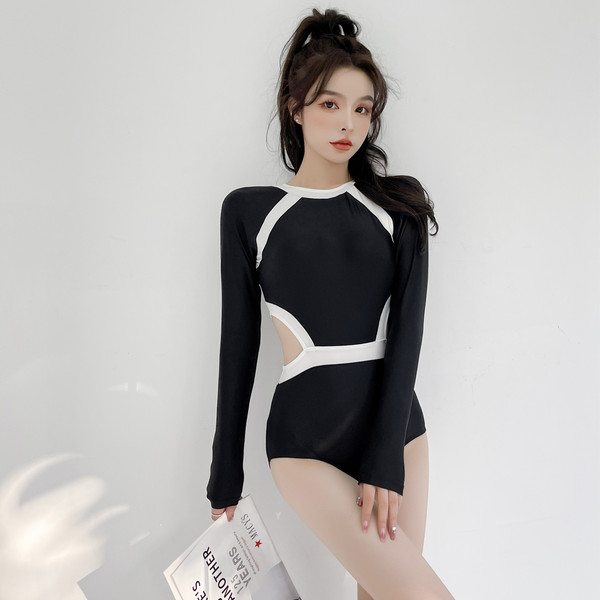 ชุดว่ายน้ำผู้หญิง ชุดว่ายน้ำน่ารัก Bikini ชุดไปทะเล
