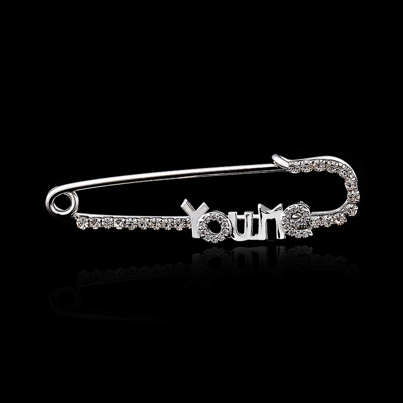 เข็มกลัด เข็มกลัดสวยๆ เข็มกลัดติดเสื้อ Brooch