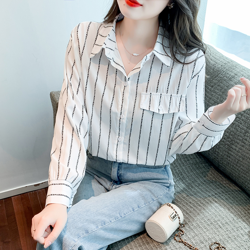 เสื้อเชิ้ตผู้หญิงแขนยาว เสื้อเชิ้ตผู้หญิงใส่ทํางาน 390 บาทต่อชิ้น ฟรีค่าจัดส่ง