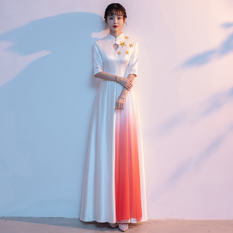 ชุดราตรี ชุดราตรีสวยหรู แบบ ทันสมัย Evening dress