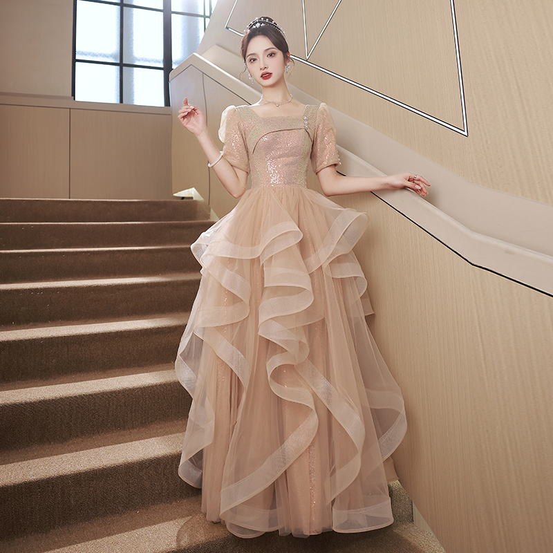 ชุดราตรี ชุดราตรีสวยหรู แบบ ทันสมัย Evening dress