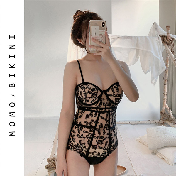 ชุดว่ายน้ำผู้หญิง ชุดว่ายน้ำน่ารัก Bikini ชุดไปทะเล