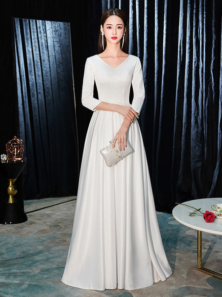 ชุดราตรี ชุดราตรีสวยหรู แบบ ทันสมัย Evening dress