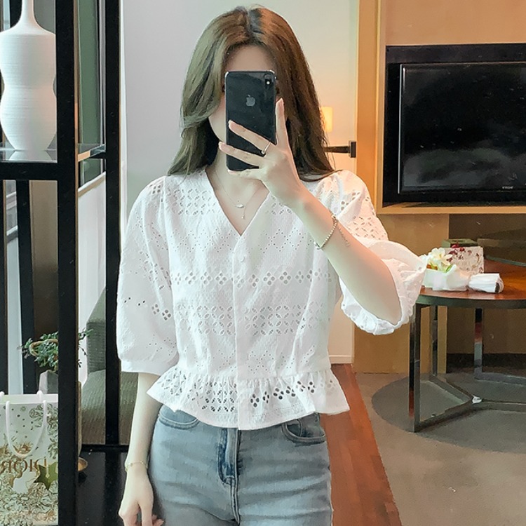 เสื้อเชิ้ตผู้หญิงใส่ทํางาน 390 บาทต่อชิ้น ฟรีค่าจัดส่ง