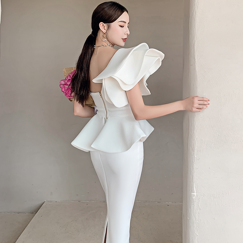 ชุดราตรี ชุดราตรีสวยหรู แบบ ทันสมัย Evening dress