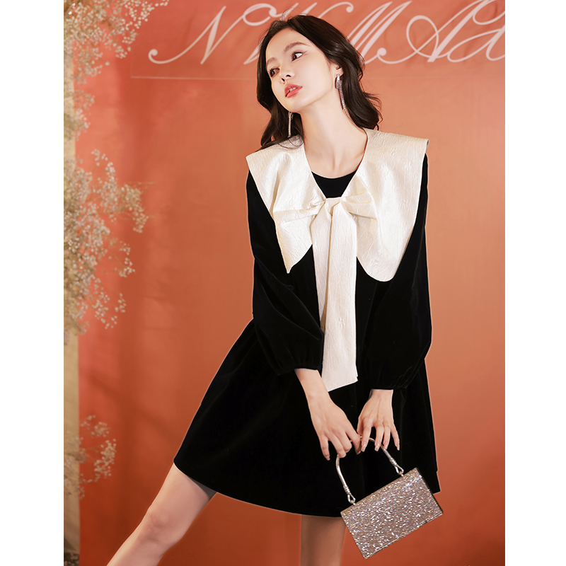 ชุดราตรี ชุดราตรีสวยหรู แบบ ทันสมัย Evening dress