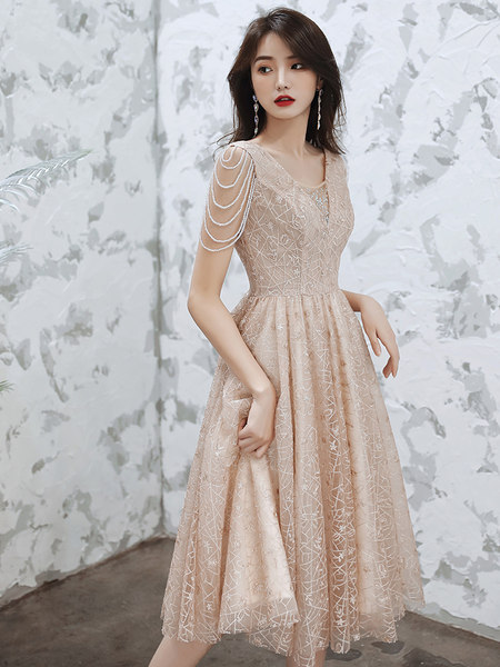 ชุดราตรี ชุดราตรีสวยหรู แบบ ทันสมัย Evening dress