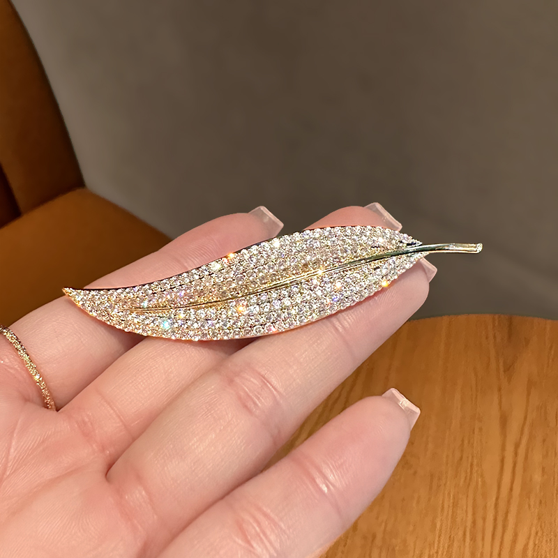 เข็มกลัด เข็มกลัดสวยๆ เข็มกลัดติดเสื้อ Brooch