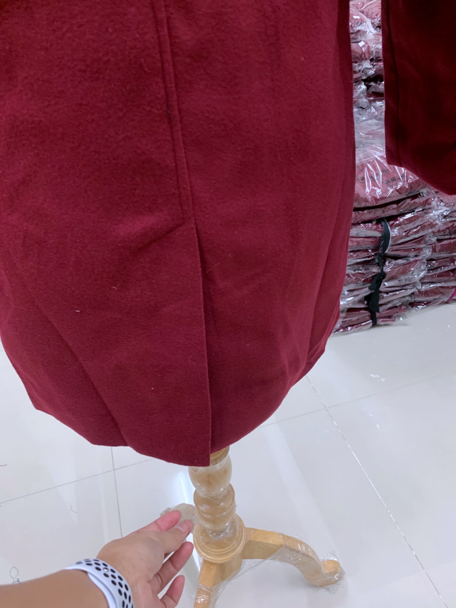 S-4XL เสื้อโค้ทกันหนาว สไตล์เกาหลี ทรงเรียบง่าย ทรงยาว ผ้าวูลผสมบุซับในกันลม พร้อมส่ง สีแดงเข้ม