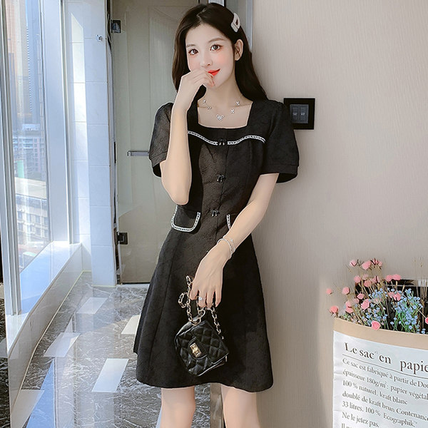 ชุดเดรสสวยๆ ชุดเดรสน่ารักๆ สไตล์เกาหลี By Meiyi women's clothing