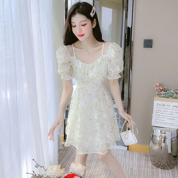 ชุดเดรสสวยๆ ชุดเดรสน่ารักๆ สไตล์เกาหลี By Meiyi women's clothing