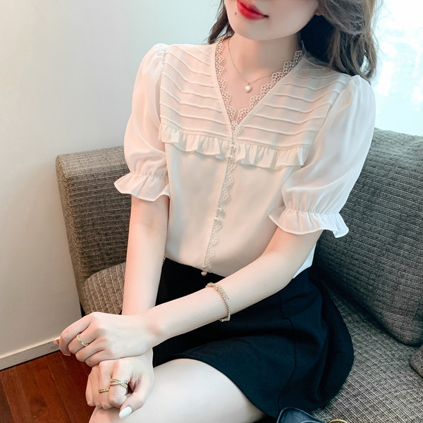 เสื้อลูกไม้ แขนสั้น