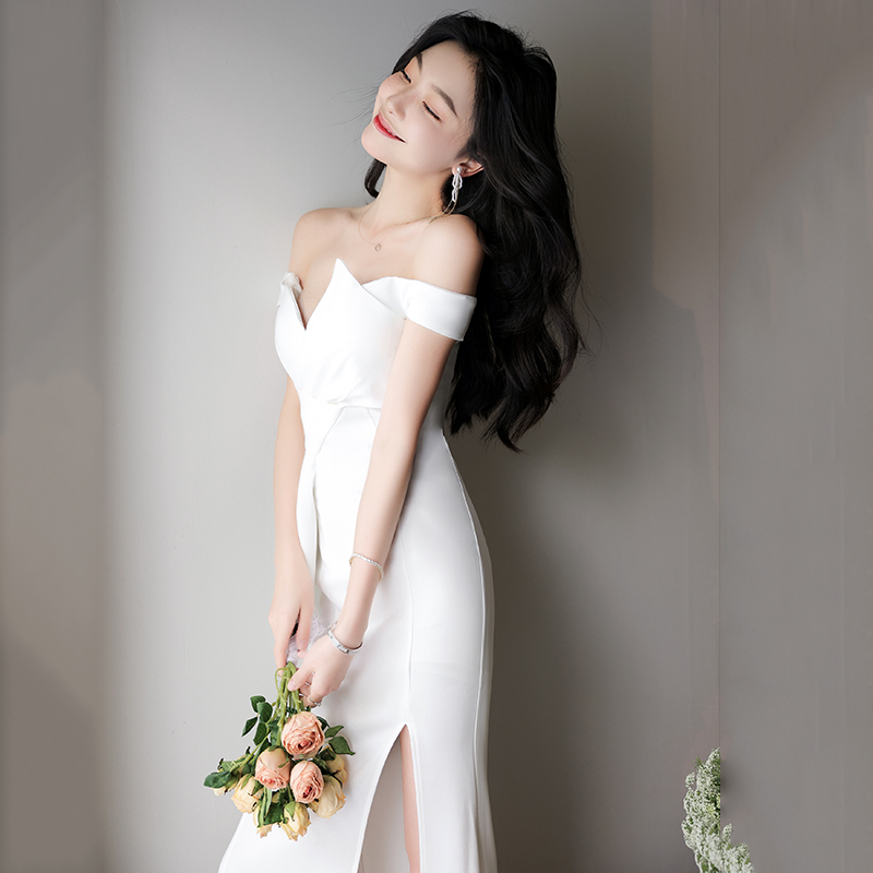 ชุดราตรี ชุดราตรีสวยหรู แบบ ทันสมัย Evening dress