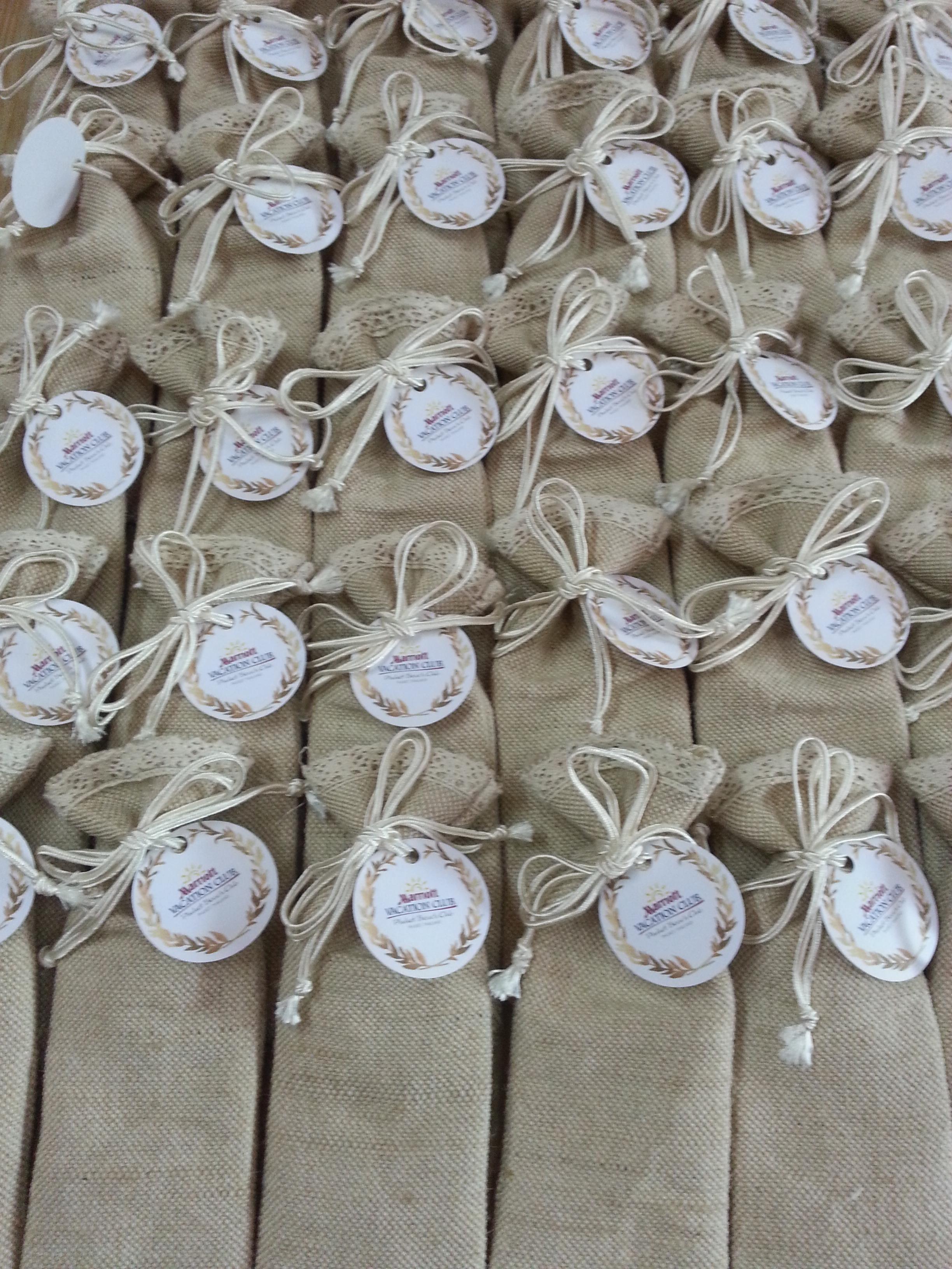 ชุดช้อนส้อมไม้...โรงแรม Marriot Vacation Phuket Beach