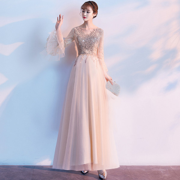 ชุดราตรี ชุดออกงาน ดีไซน์หรู แบรนด์ Angel