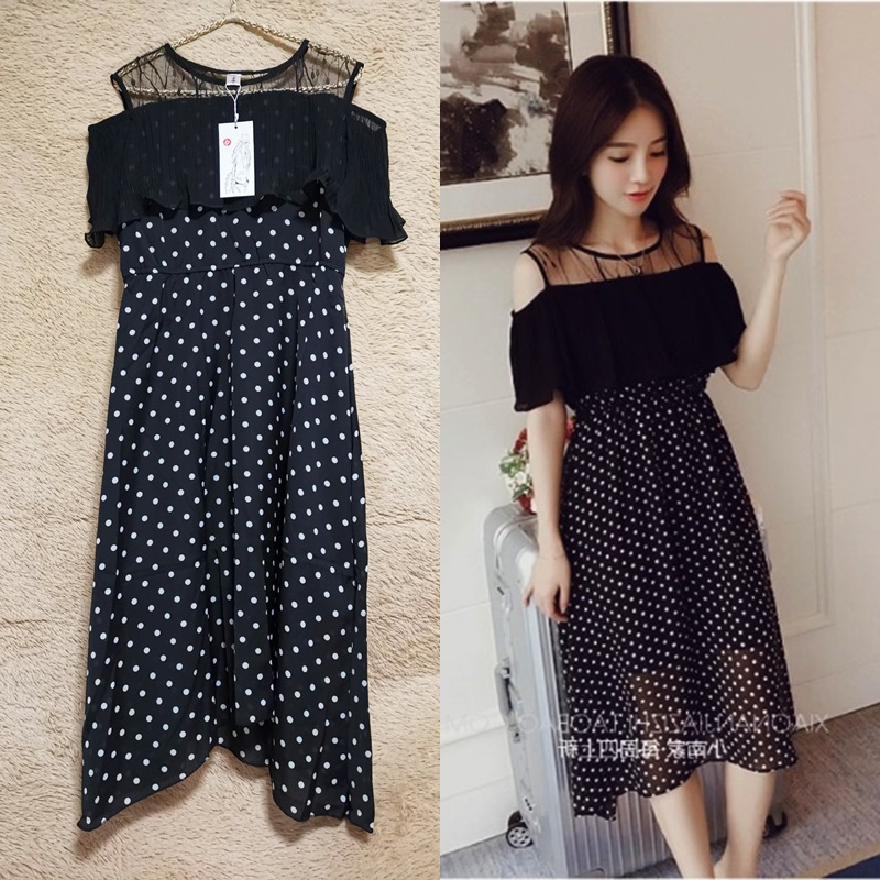 Dress4610 เดรสยาวลายจุดสีดำ รอบอกแต่งระบายอัดพลีท ดีเทลช่วงบ่าลูกไม้ เอวสม็อคยางยืด มีซับในอย่างดี ผ้าชีฟองเกรดพรีเมียมเนื้อดีนุ่มใส่สบายผิว งานดีเรียบหรูใส่แล้วดูแพง ทรงสวยใส่เที่ยว/ใส่ทำงานได้
