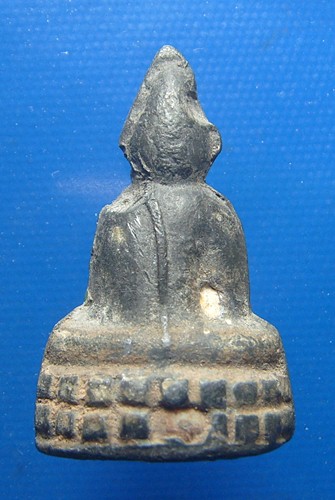 หลวงพ่อดำ วัดกุฎี