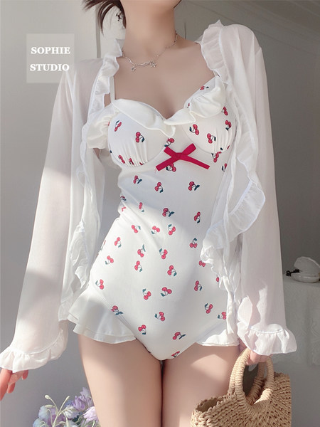 ชุดว่ายน้ำผู้หญิง ชุดว่ายน้ำน่ารัก Bikini ชุดไปทะเล