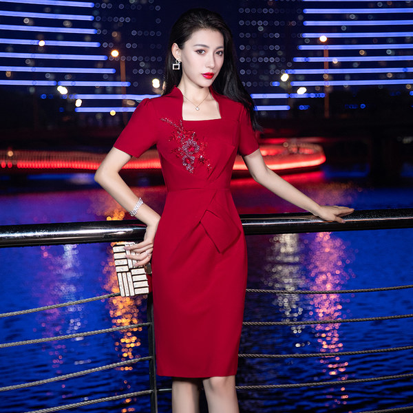 ชุดราตรี ชุดออกงาน ดีไซน์หรู แบรนด์ Angel