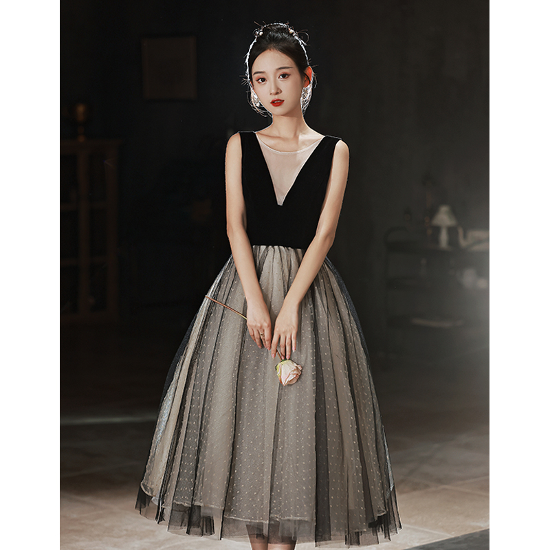 ชุดราตรี ชุดราตรีสวยหรู แบบ ทันสมัย Evening dress