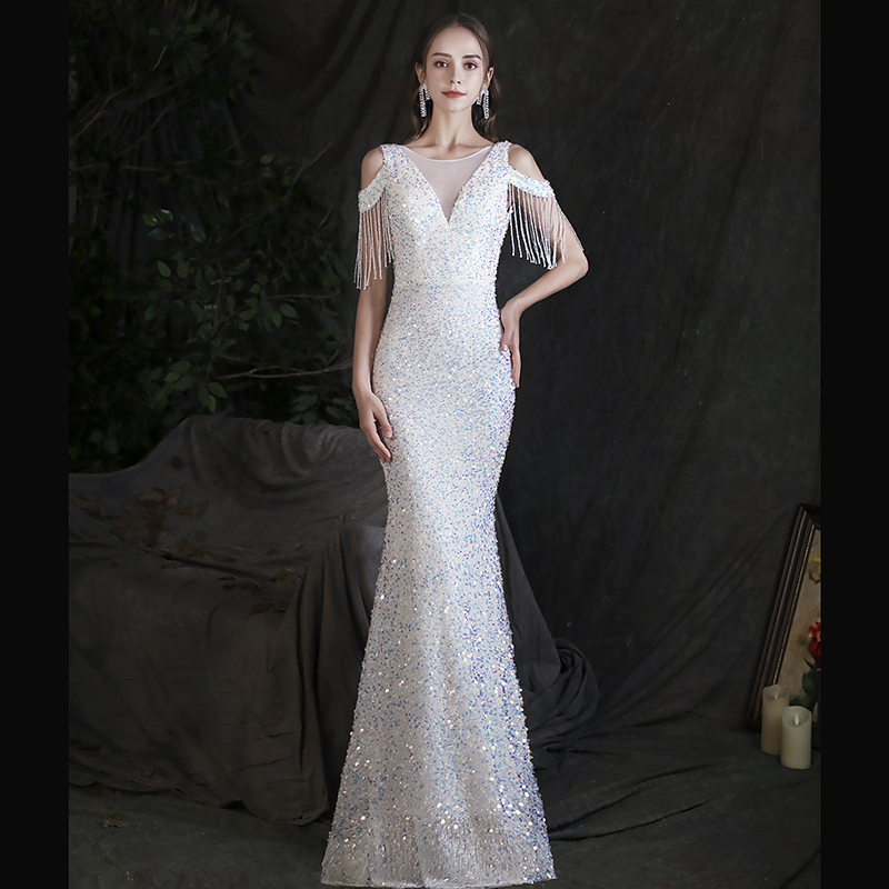 ชุดราตรี ชุดราตรีสวยหรู แบบ ทันสมัย Evening dress