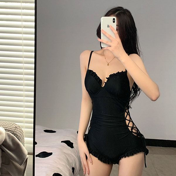 ชุดว่ายน้ำผู้หญิง ชุดว่ายน้ำน่ารัก Bikini ชุดไปทะเล